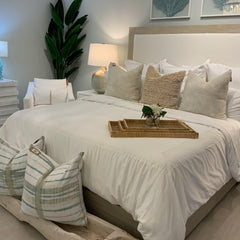 Laurel Grove Upholstered Bed - King